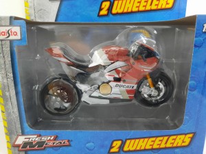 Maisto Motor Ducati Panigale V4 S Corse bez podstawki 1:18