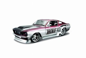 MAISTO 1967 Ford Mustang GT Harley Davidson