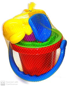 Zestaw do piasku SŁONIK Wiaderko Grabki Łopatka Foremki 6 elementów