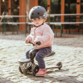 pol_pl_SCOOTANDRIDE-Highwaykick-1-Lifestyle-2w1-Jezdzik-i-hulajnoga-z-zamykanym-schowkiem-1-5-lat-Zebra-9158_2.png