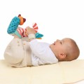 30102-bebe-hochets-pieds-mains-bisa-scaled-e1714133532618.jpg