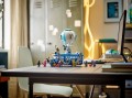 LEGO-77073-FORTNITE-Bus-bojowy-lifestyle-4.jpg