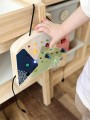 zun_pl_Tablica-manipulacyjna-Swiatlo-LED-i-przelaczniki-Montessori-Small-Foot-12623-Tablica-sensoryczna-57712_4.jpg