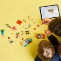 LEGO Bluey Blue i rodzinna wycieczka samochodem, zabawka dla dziecka z autkiem do zbudowania, zestaw klocków dla 4-latka z minifigurkami, prezent dla dziewczynki i chłopca, dla przedszkolaka 11202 1.jpg
