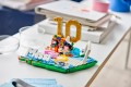 lego-43011-Lionel-Messi-pilkarskie-momenty_Lifestyle_build_2.jpg
