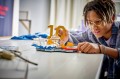 lego-43013-Kylian-Mbappe-pilkarskie-momenty_Lifestyle_cons.jpg