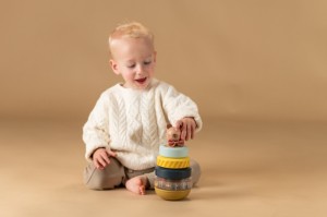Taf Toys Wieża Sensoryczna Miś do Układania – zabawka sensoryczna Montessori