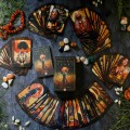 4250375110309 Karty Tarot Amber Moon Tarot 4.jpg